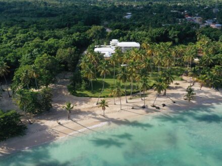 Todoblanco kleines Hotel Samana Dominikanische Republik Strand